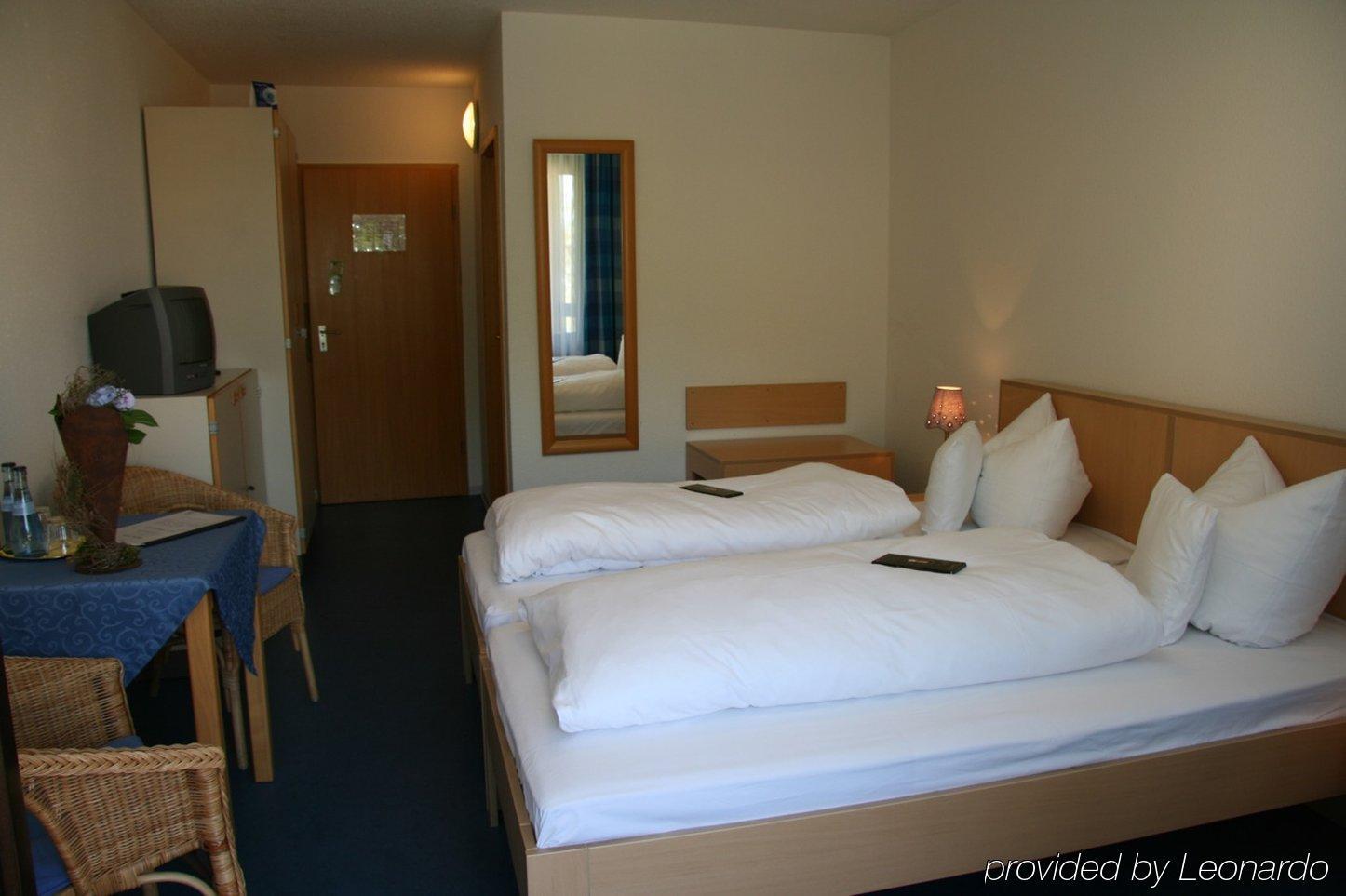 Gaestehaus Goethe Hotel Staufen im Breisgau Room photo